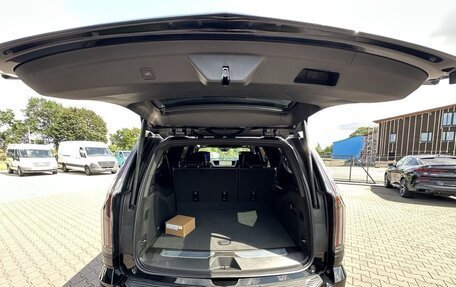 Cadillac Escalade V, 2025 год, 22 500 000 рублей, 15 фотография