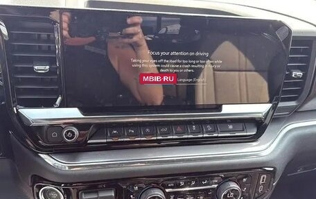 Chevrolet Silverado, 2025 год, 11 000 000 рублей, 13 фотография