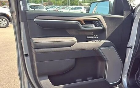 Chevrolet Silverado, 2025 год, 11 000 000 рублей, 21 фотография