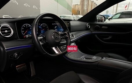 Mercedes-Benz E-Класс, 2021 год, 4 856 700 рублей, 5 фотография