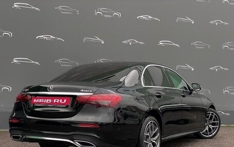 Mercedes-Benz E-Класс, 2021 год, 4 856 700 рублей, 2 фотография