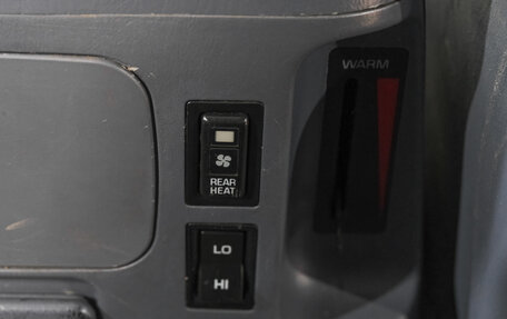 Toyota Land Cruiser Prado 90 рестайлинг, 2000 год, 1 449 000 рублей, 16 фотография