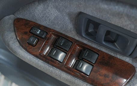 Toyota Land Cruiser Prado 90 рестайлинг, 2000 год, 1 449 000 рублей, 15 фотография