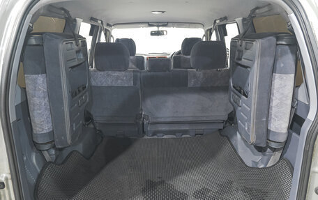 Toyota Land Cruiser Prado 90 рестайлинг, 2000 год, 1 449 000 рублей, 22 фотография