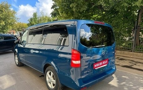 Mercedes-Benz V-Класс, 2016 год, 2 800 000 рублей, 4 фотография