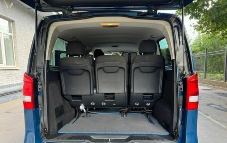 Mercedes-Benz V-Класс, 2016 год, 2 800 000 рублей, 32 фотография