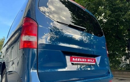 Mercedes-Benz V-Класс, 2016 год, 2 800 000 рублей, 33 фотография