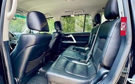 Toyota Land Cruiser 200, 2012 год, 3 000 000 рублей, 13 фотография