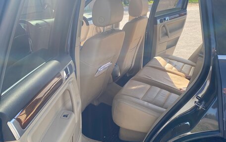 Volkswagen Touareg III, 2010 год, 1 900 000 рублей, 8 фотография