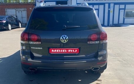 Volkswagen Touareg III, 2010 год, 1 900 000 рублей, 5 фотография