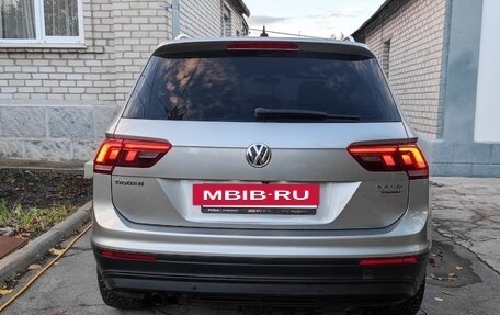 Volkswagen Tiguan II, 2017 год, 2 000 000 рублей, 27 фотография