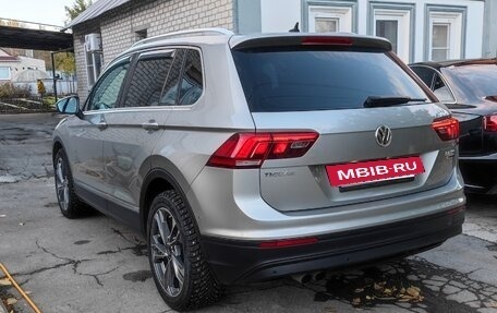 Volkswagen Tiguan II, 2017 год, 2 000 000 рублей, 26 фотография