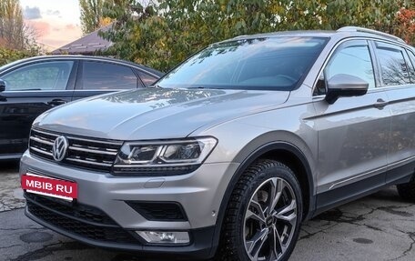 Volkswagen Tiguan II, 2017 год, 2 000 000 рублей, 24 фотография