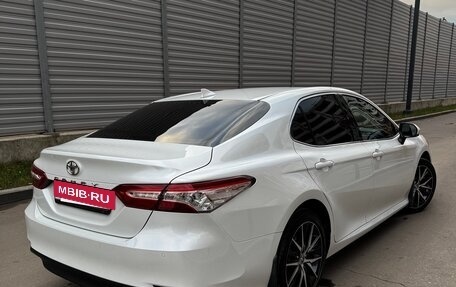 Toyota Camry, 2021 год, 3 600 000 рублей, 3 фотография