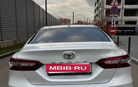 Toyota Camry, 2021 год, 3 600 000 рублей, 5 фотография