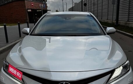 Toyota Camry, 2021 год, 3 600 000 рублей, 6 фотография