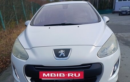 Peugeot 308 II, 2011 год, 600 000 рублей, 2 фотография
