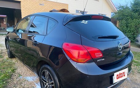 Opel Astra J, 2013 год, 739 000 рублей, 4 фотография