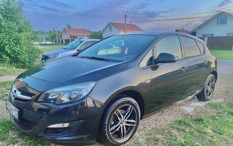 Opel Astra J, 2013 год, 739 000 рублей, 5 фотография