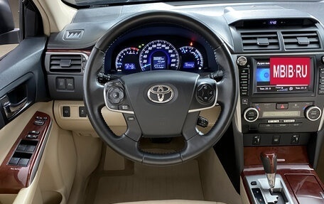 Toyota Camry, 2014 год, 1 759 000 рублей, 16 фотография