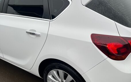 Opel Astra J, 2013 год, 915 000 рублей, 11 фотография