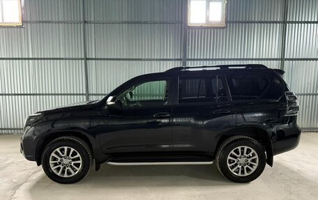 Toyota Land Cruiser Prado 150 рестайлинг 2, 2017 год, 3 590 000 рублей, 4 фотография