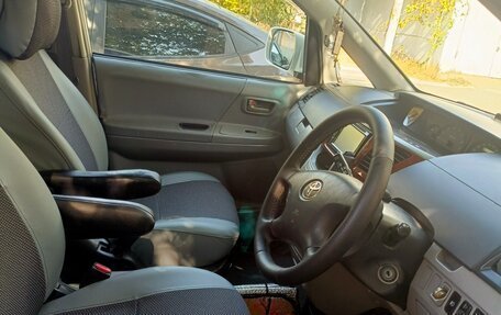 Toyota Noah III, 2003 год, 725 000 рублей, 6 фотография