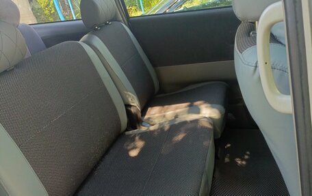 Toyota Noah III, 2003 год, 725 000 рублей, 8 фотография