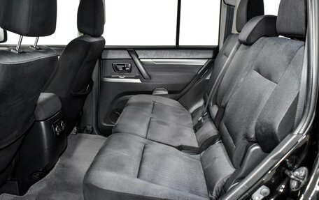 Mitsubishi Pajero IV, 2013 год, 2 050 000 рублей, 10 фотография