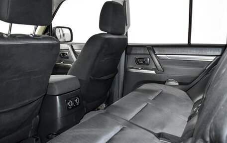 Mitsubishi Pajero IV, 2013 год, 2 050 000 рублей, 12 фотография
