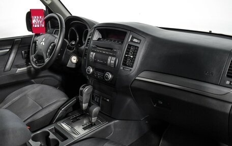 Mitsubishi Pajero IV, 2013 год, 2 050 000 рублей, 13 фотография