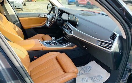 BMW X7, 2019 год, 7 000 000 рублей, 9 фотография