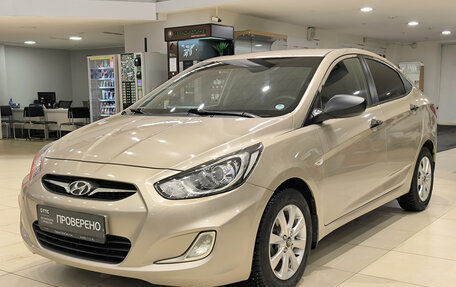 Hyundai Solaris II рестайлинг, 2013 год, 695 000 рублей, 5 фотография
