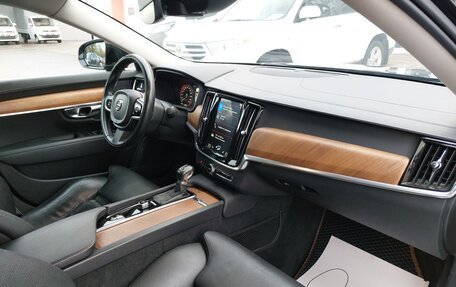Volvo S90 II рестайлинг, 2019 год, 3 120 000 рублей, 19 фотография