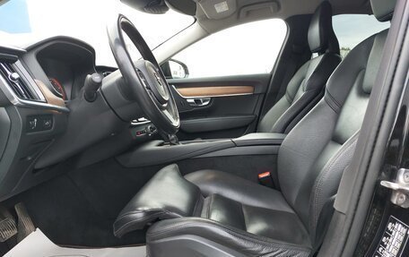 Volvo S90 II рестайлинг, 2019 год, 3 120 000 рублей, 20 фотография