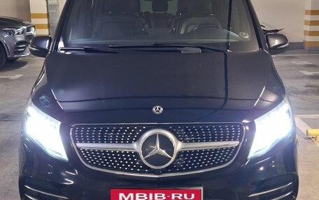 Mercedes-Benz V-Класс, 2019 год, 5 000 000 рублей, 1 фотография