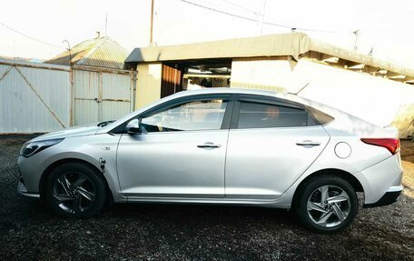 Hyundai Solaris II рестайлинг, 2020 год, 1 300 000 рублей, 6 фотография