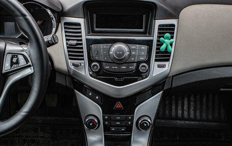 Chevrolet Cruze II, 2012 год, 719 000 рублей, 7 фотография