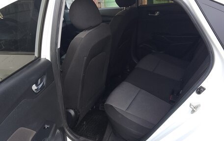 Hyundai Solaris II рестайлинг, 2019 год, 910 000 рублей, 2 фотография