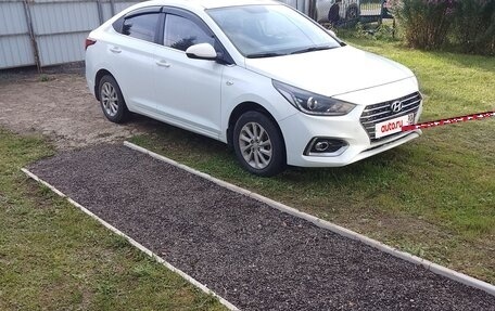 Hyundai Solaris II рестайлинг, 2019 год, 910 000 рублей, 10 фотография