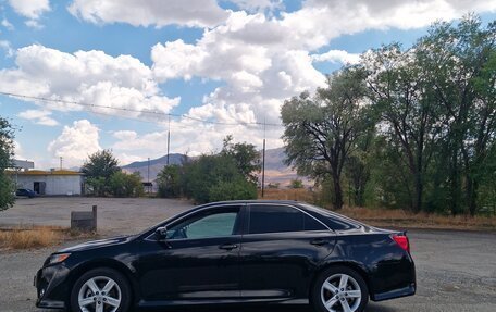 Toyota Camry, 2014 год, 1 200 000 рублей, 10 фотография