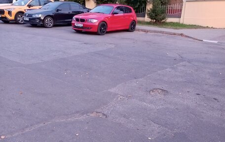 BMW 1 серия, 2007 год, 790 000 рублей, 18 фотография