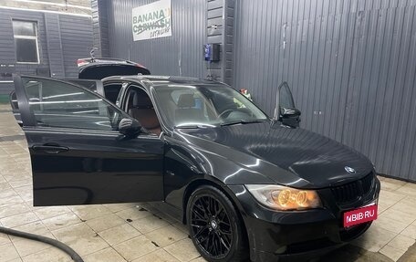 BMW 3 серия, 2007 год, 810 000 рублей, 1 фотография