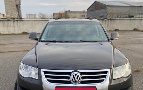 Volkswagen Touareg III, 2007 год, 1 050 000 рублей, 5 фотография