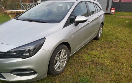 Opel Astra K, 2020 год, 1 365 000 рублей, 16 фотография