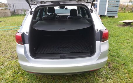 Opel Astra K, 2020 год, 1 365 000 рублей, 14 фотография