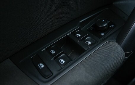 Volkswagen Tiguan II, 2021 год, 2 549 000 рублей, 11 фотография