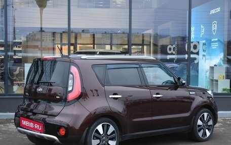 KIA Soul II рестайлинг, 2017 год, 1 555 000 рублей, 5 фотография