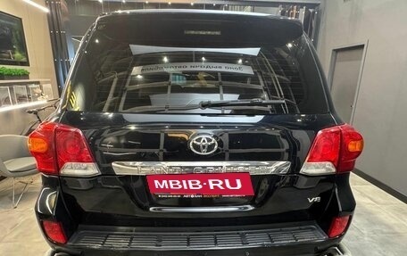 Toyota Land Cruiser 200, 2013 год, 3 099 000 рублей, 5 фотография