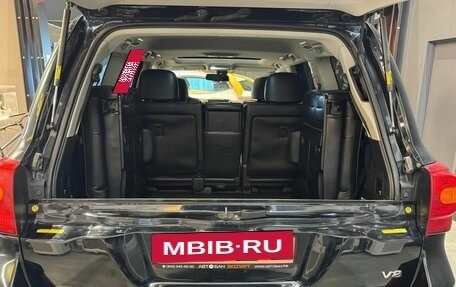 Toyota Land Cruiser 200, 2013 год, 3 099 000 рублей, 21 фотография